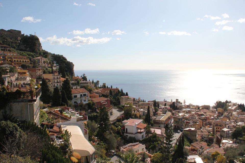 Casa Dionysius Lejlighed Taormina Eksteriør billede